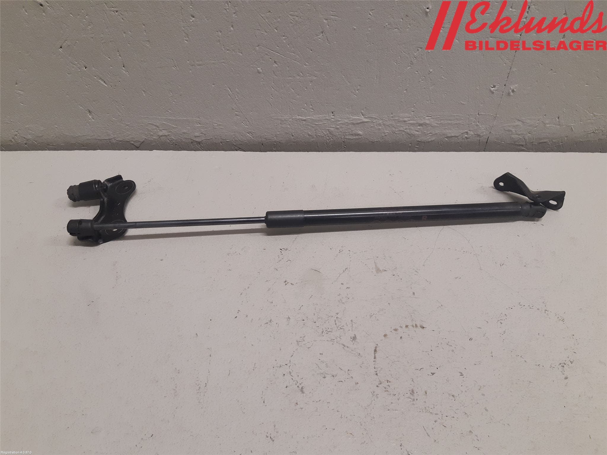 Toyota COROLLA 19- Gasfjäder Baklucka