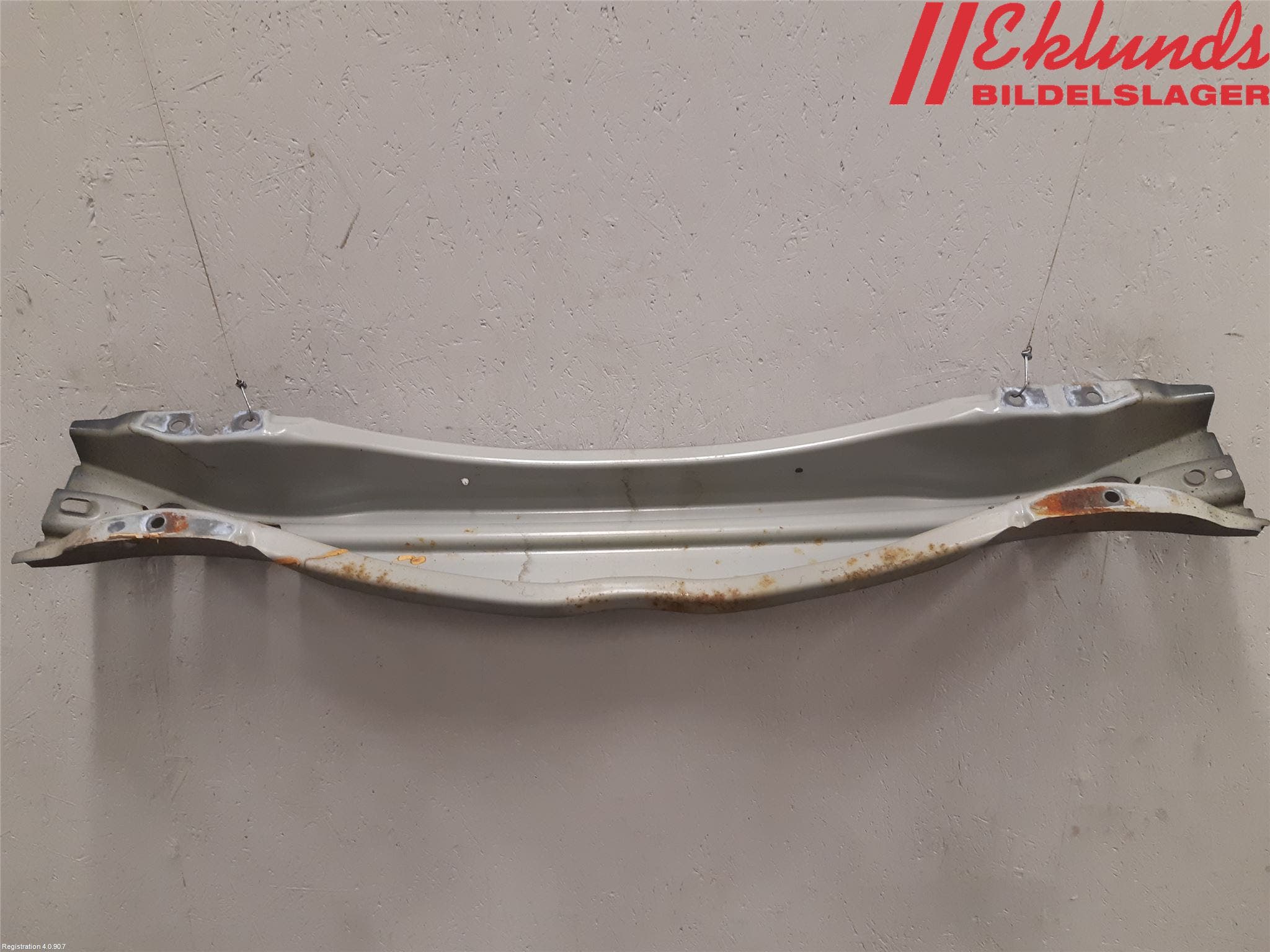 Volvo V70 08-13 Stötfångarbalk Bak