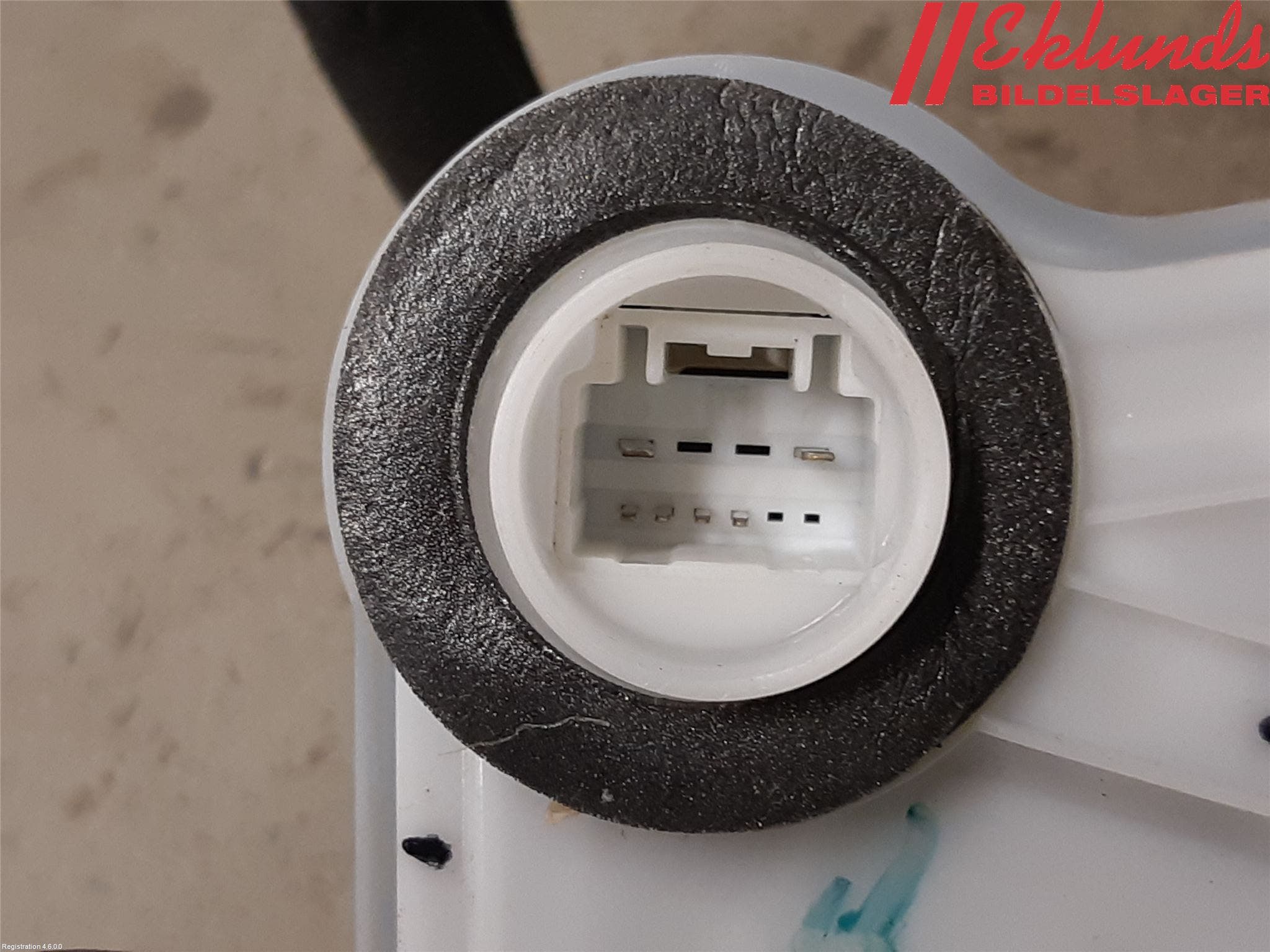 Toyota C-HR 16-23 Låskista-Dörrlås