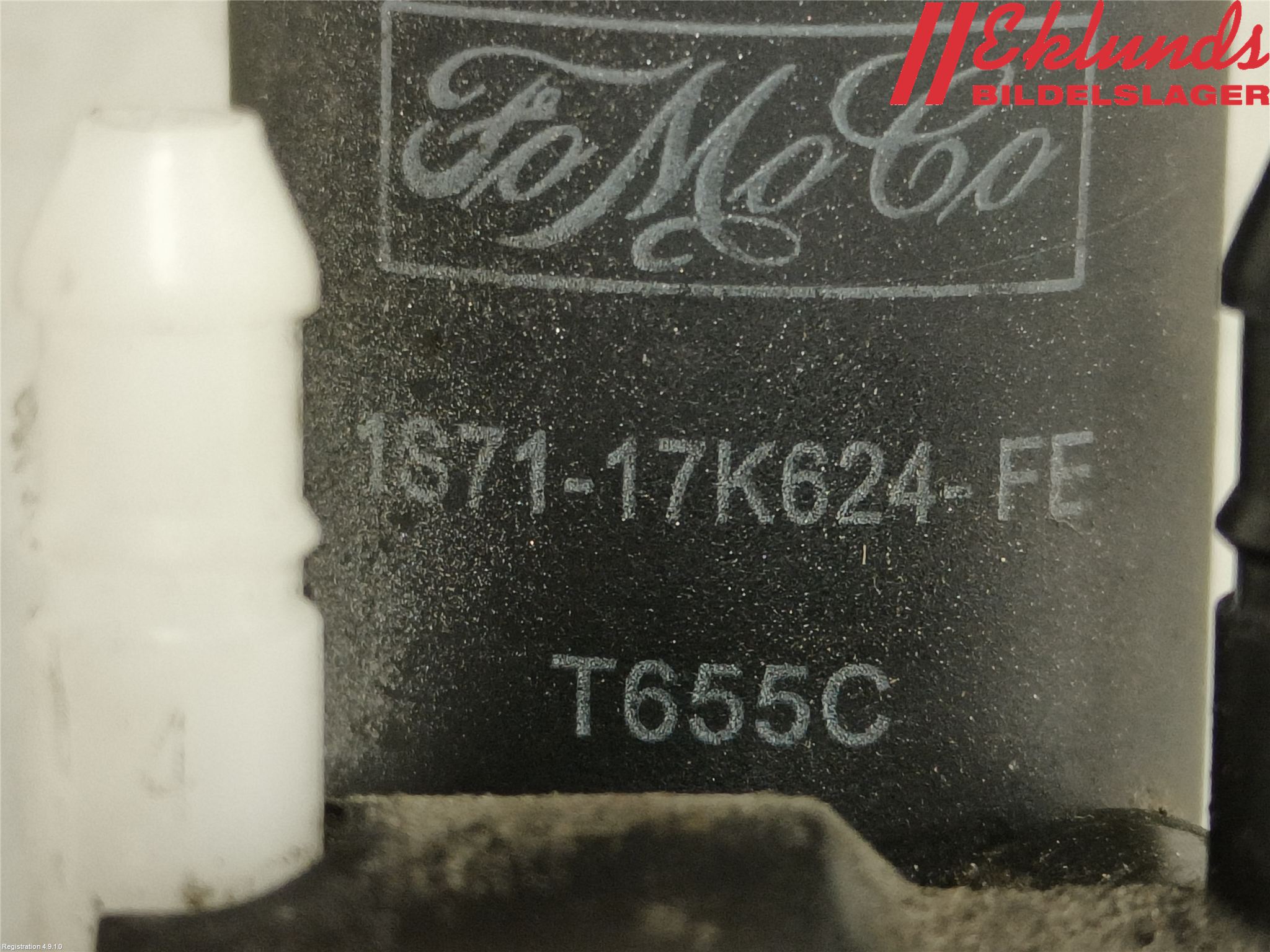 Ford KUGA 08-12 Spolarpump Vindruta