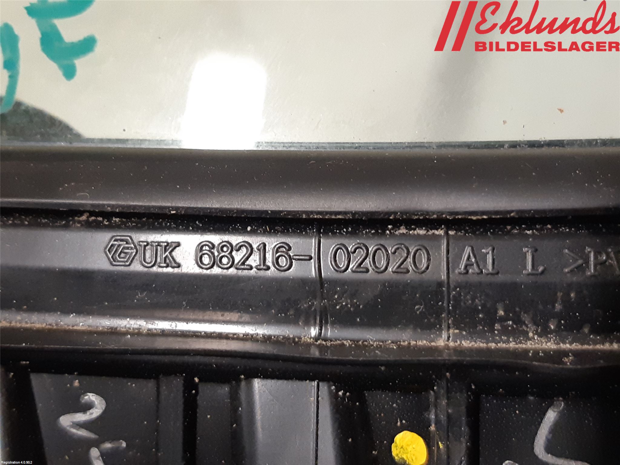 Toyota COROLLA 19- Dörruta Fram Lilla Vä