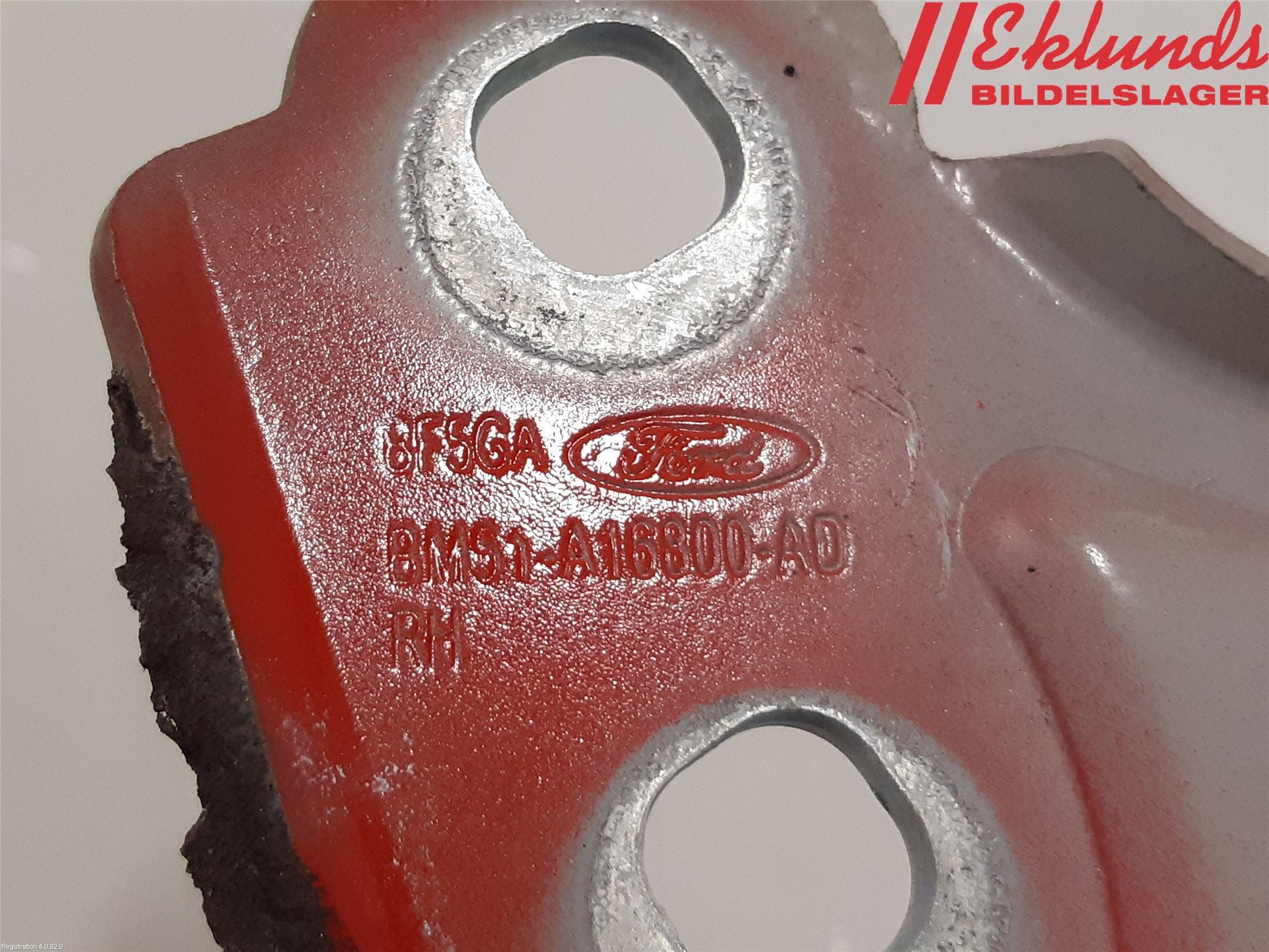 Ford FOCUS 11-14 Huvgångjärn