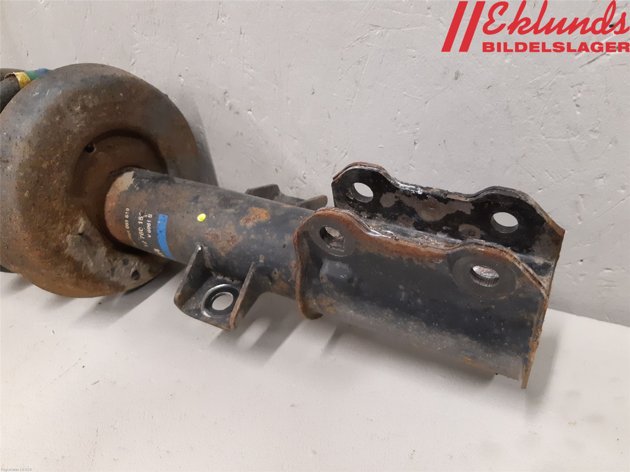 Saab 9-5     06-10 Fjäderben Fram Höger