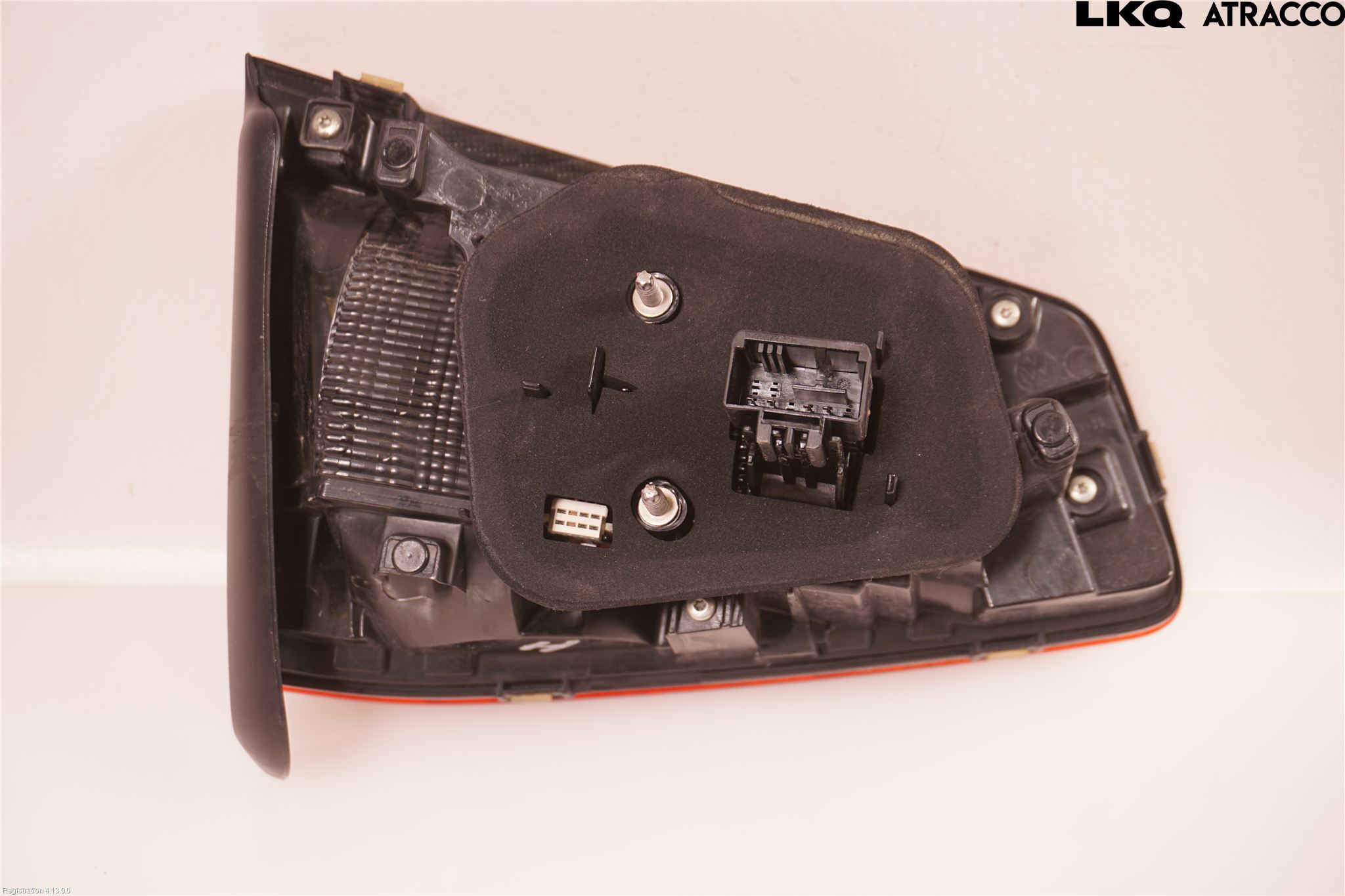 Volkswagen VW PASSAT 15-19 Bakljus Lucka Hö