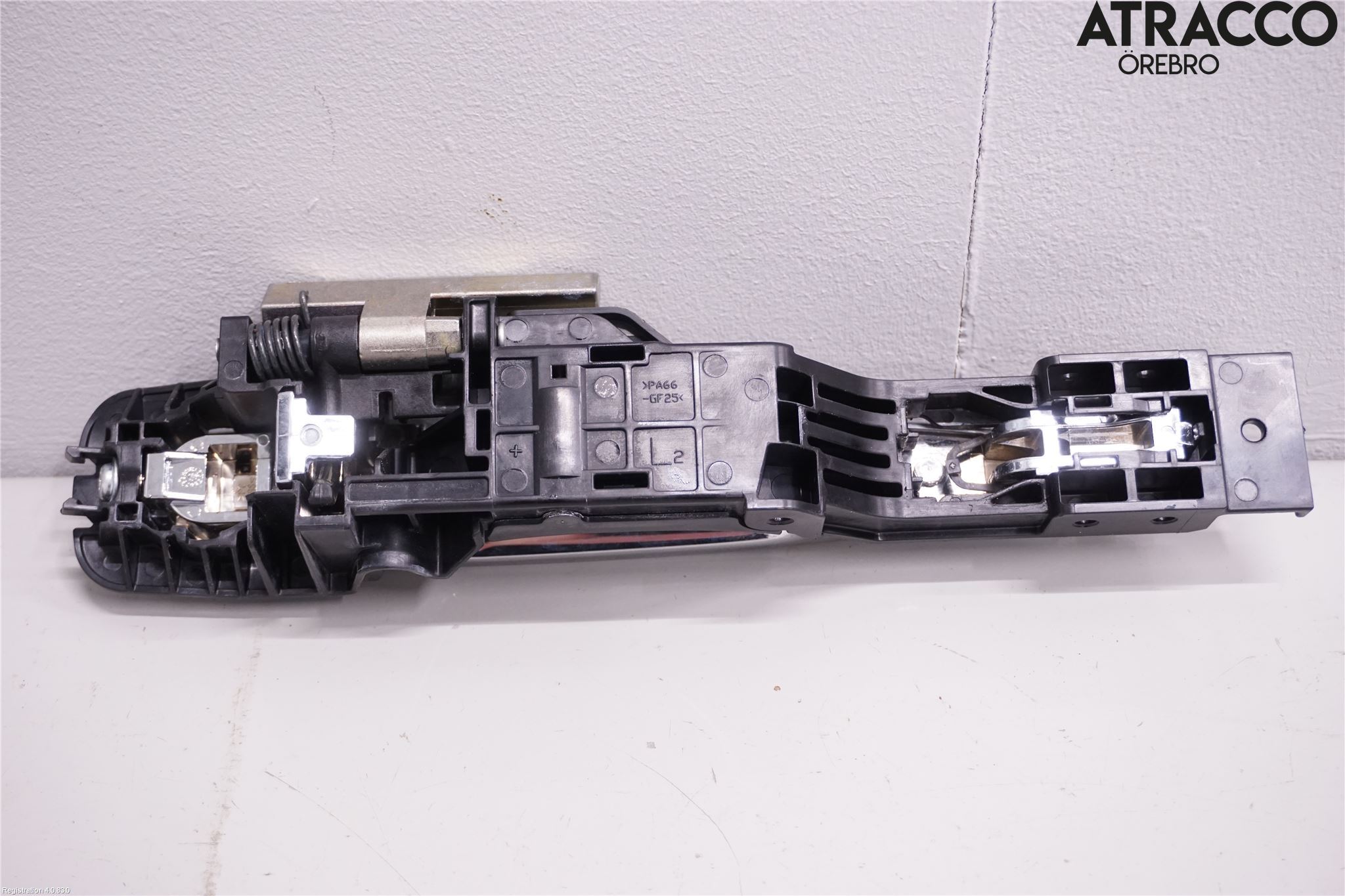 Nissan LEAF 18- Dörrhandtag Yttre Vä