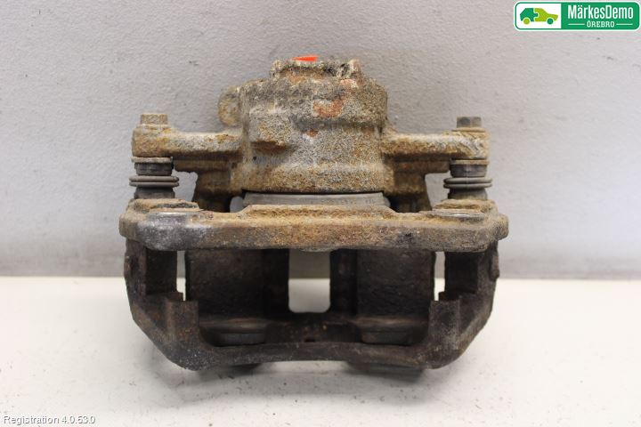 Mitsubishi COLT 09-13 Bromsok Fram Vänster