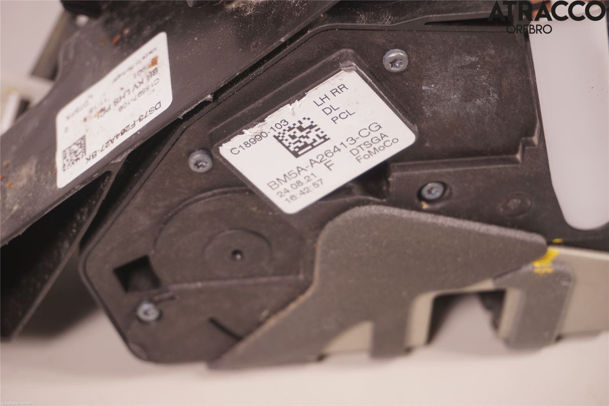 Ford MONDEO 15-22 Låskista-Dörrlås