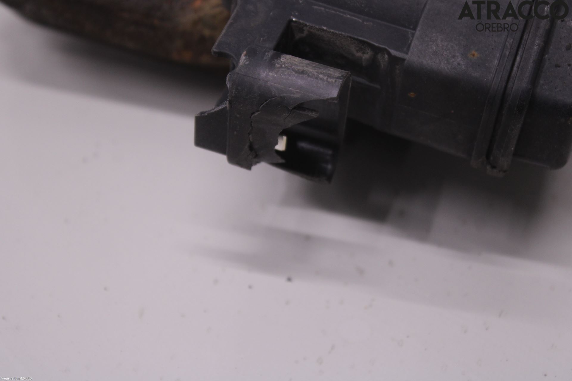 BMW 5 F10/F11/F18 09-17 Bromsok Bak Vänster