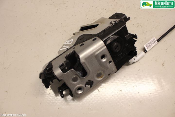 Peugeot 2008 13-20 Låskista-Dörrlås