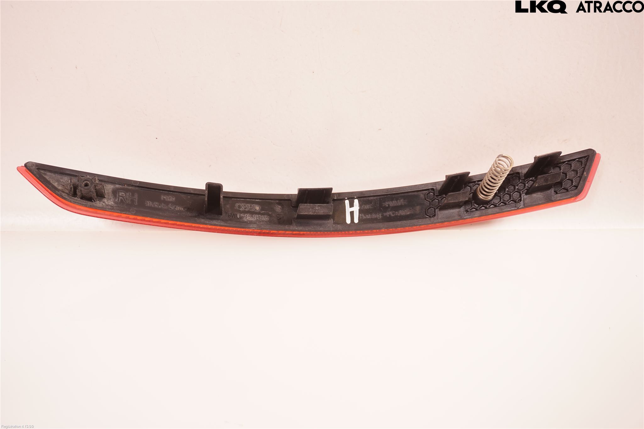 Audi A4/S4 B9 16-19 Dimljus/Reflex Bak