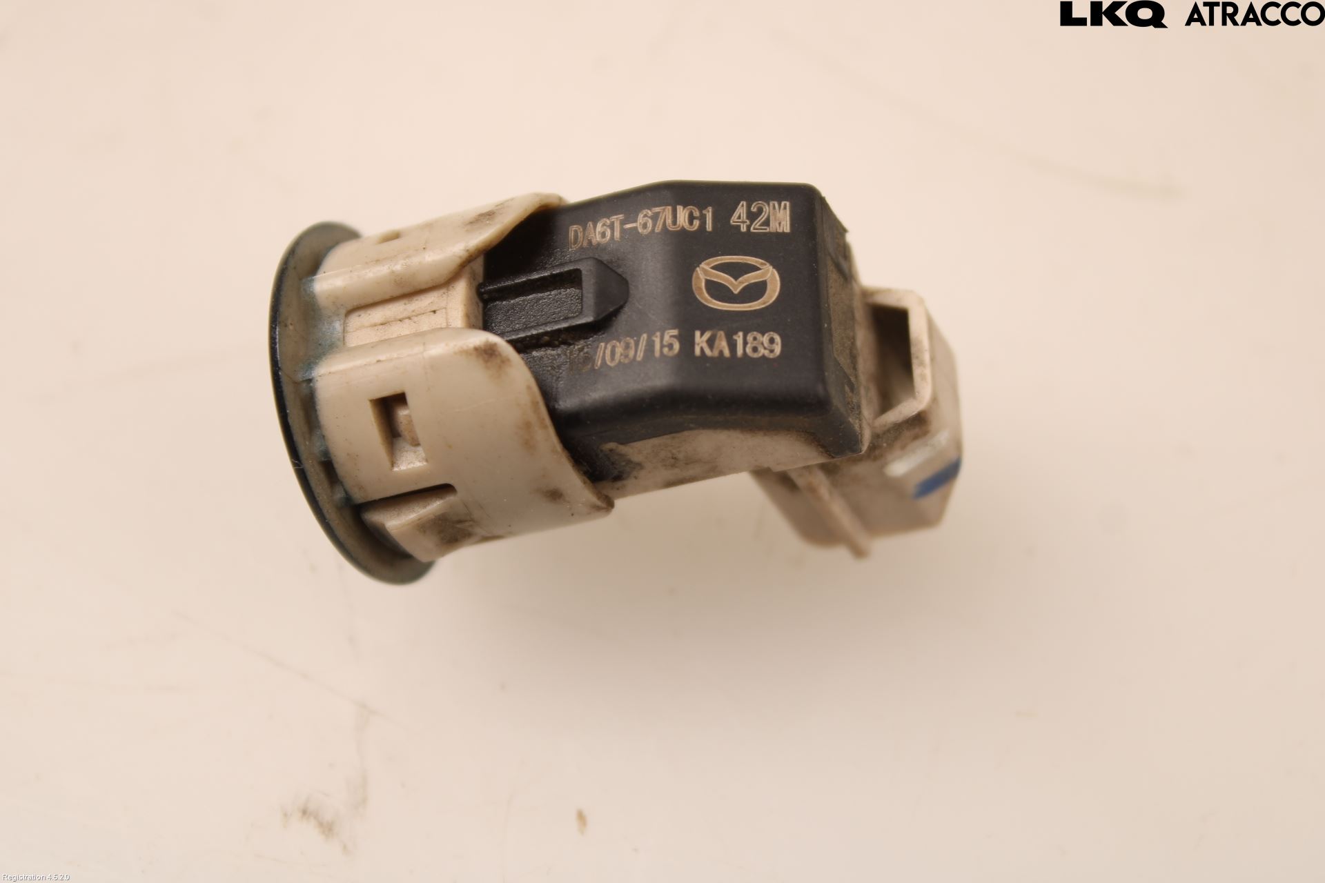 Mazda 2 (DJ) 15-22 Parkeringshjälp Backsensor