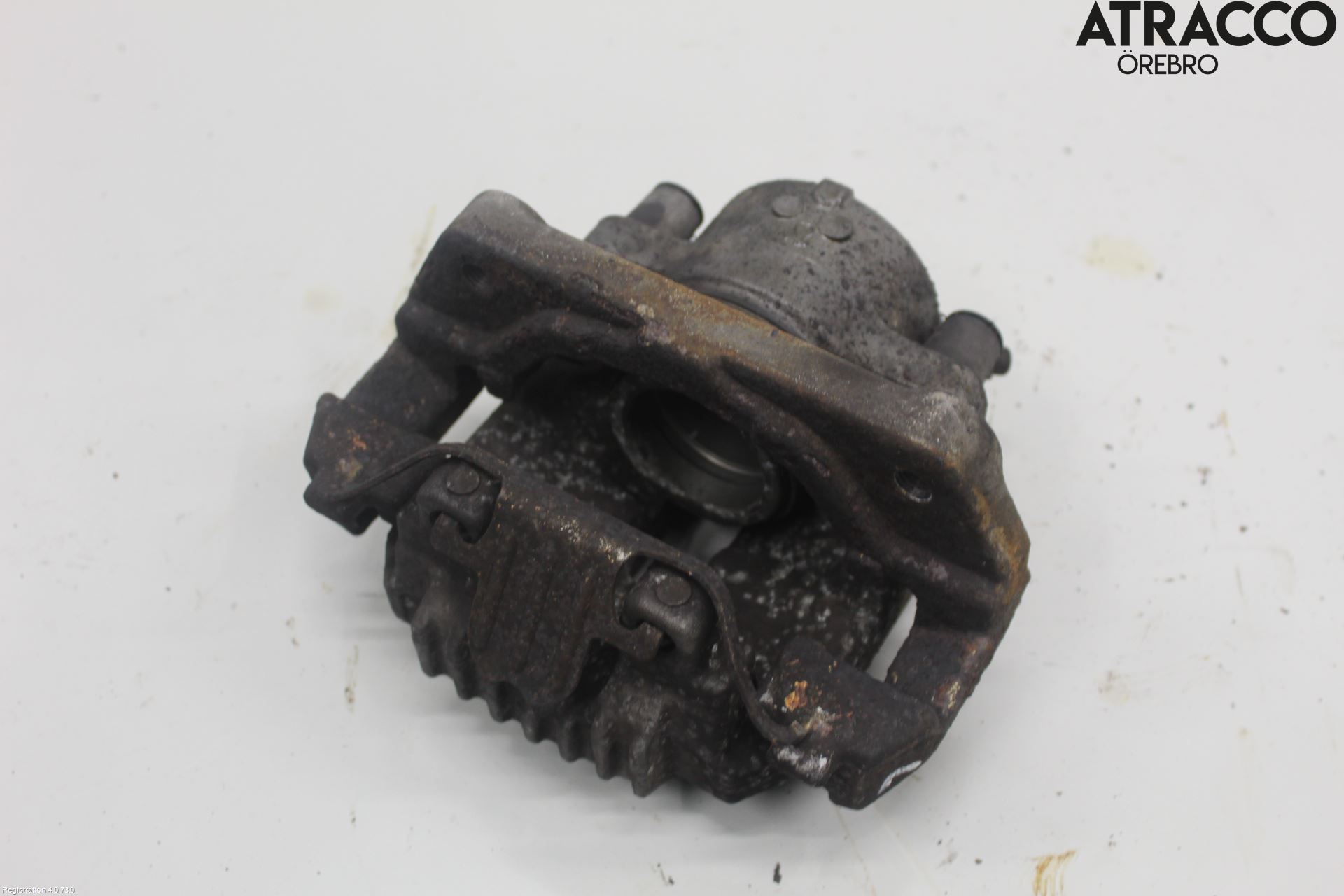 BMW 5 E60/61 Sed/Tou 02-10 Bromsok Fram Vänster