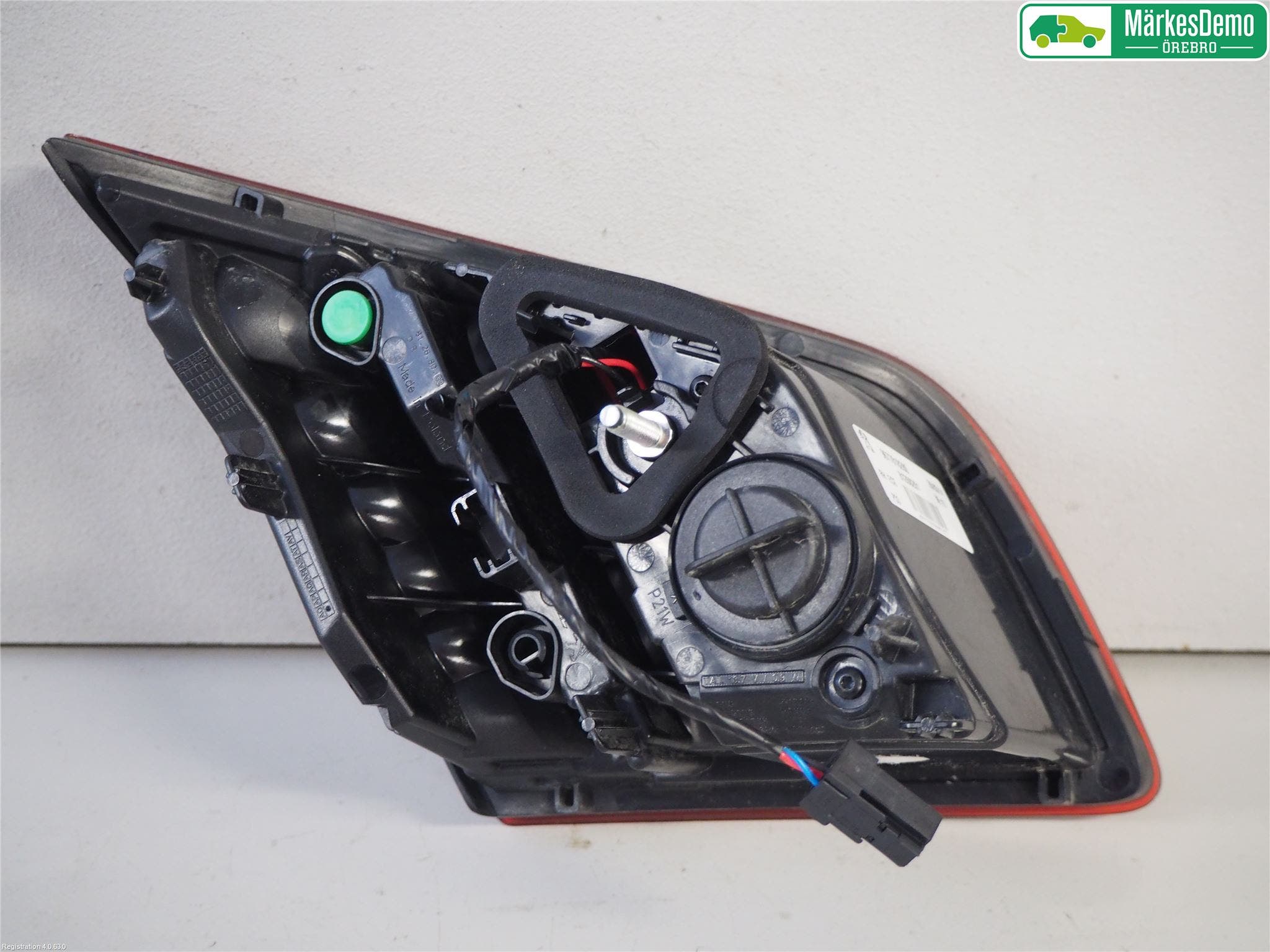 Peugeot 308 14-21 Bakljus Lucka Hö