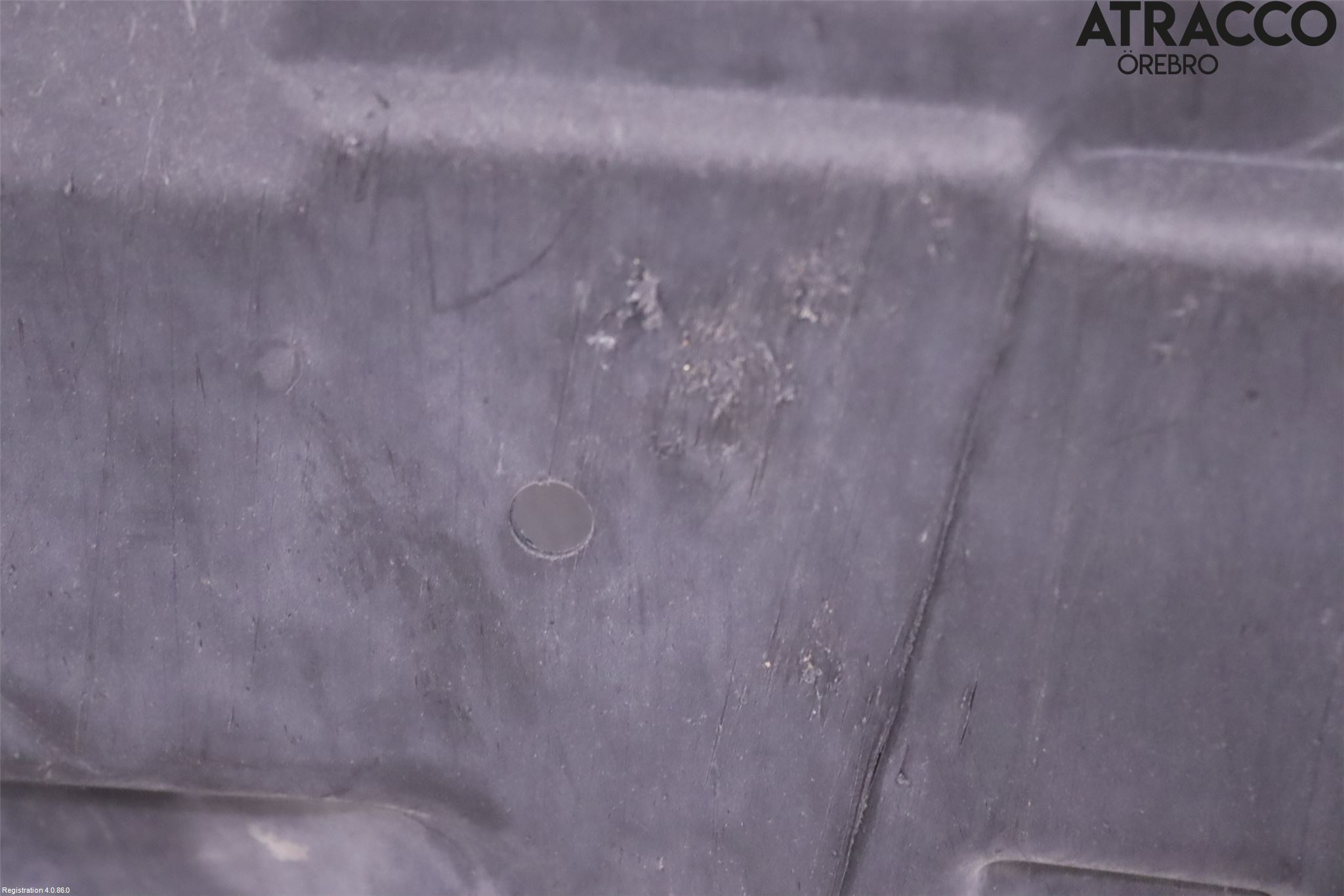 Nissan LEAF 18- Hasplåt Plåt-Plast