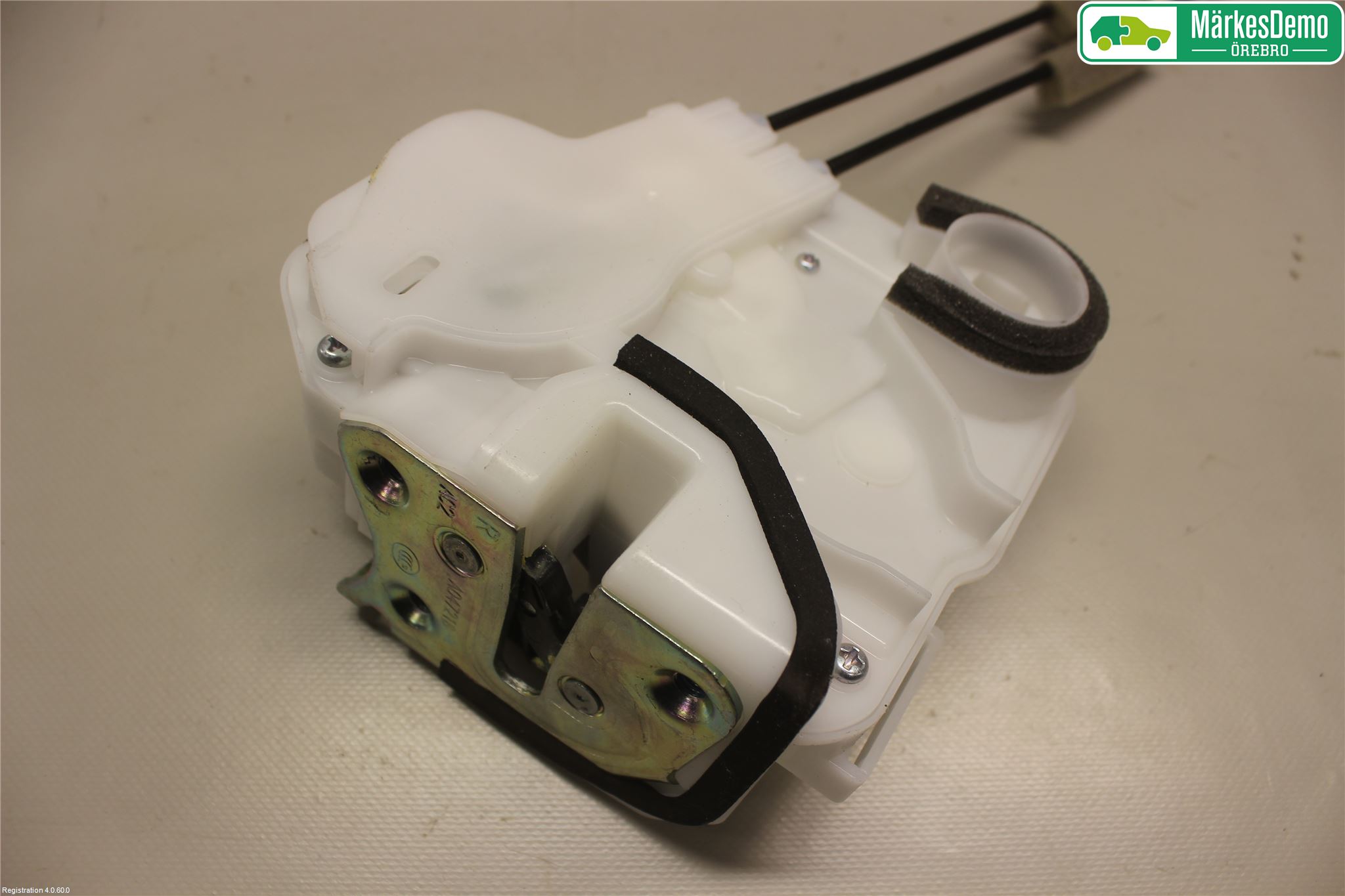 Mitsubishi OUTLANDER 13-21 Låskista-Dörrlås