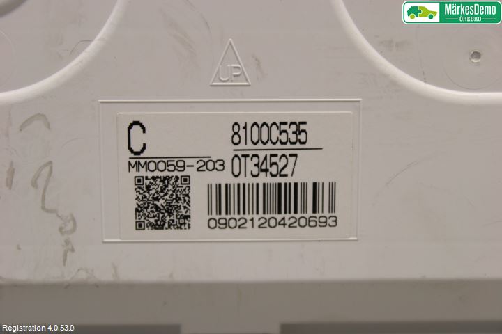 Mitsubishi OUTLANDER 13-21 Instrument Komb