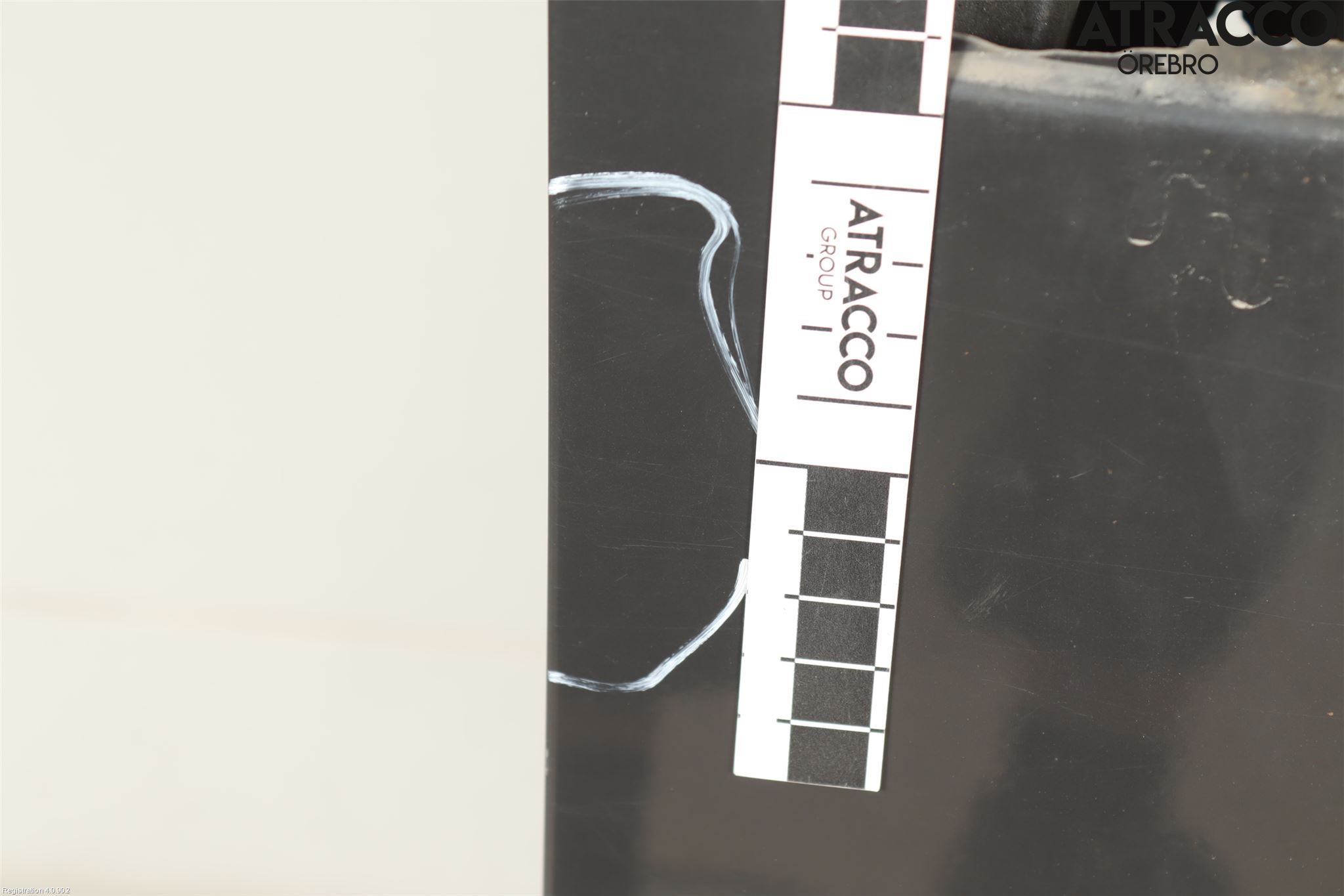 Nissan NAVARA 05-16 Dörr Fram Höger