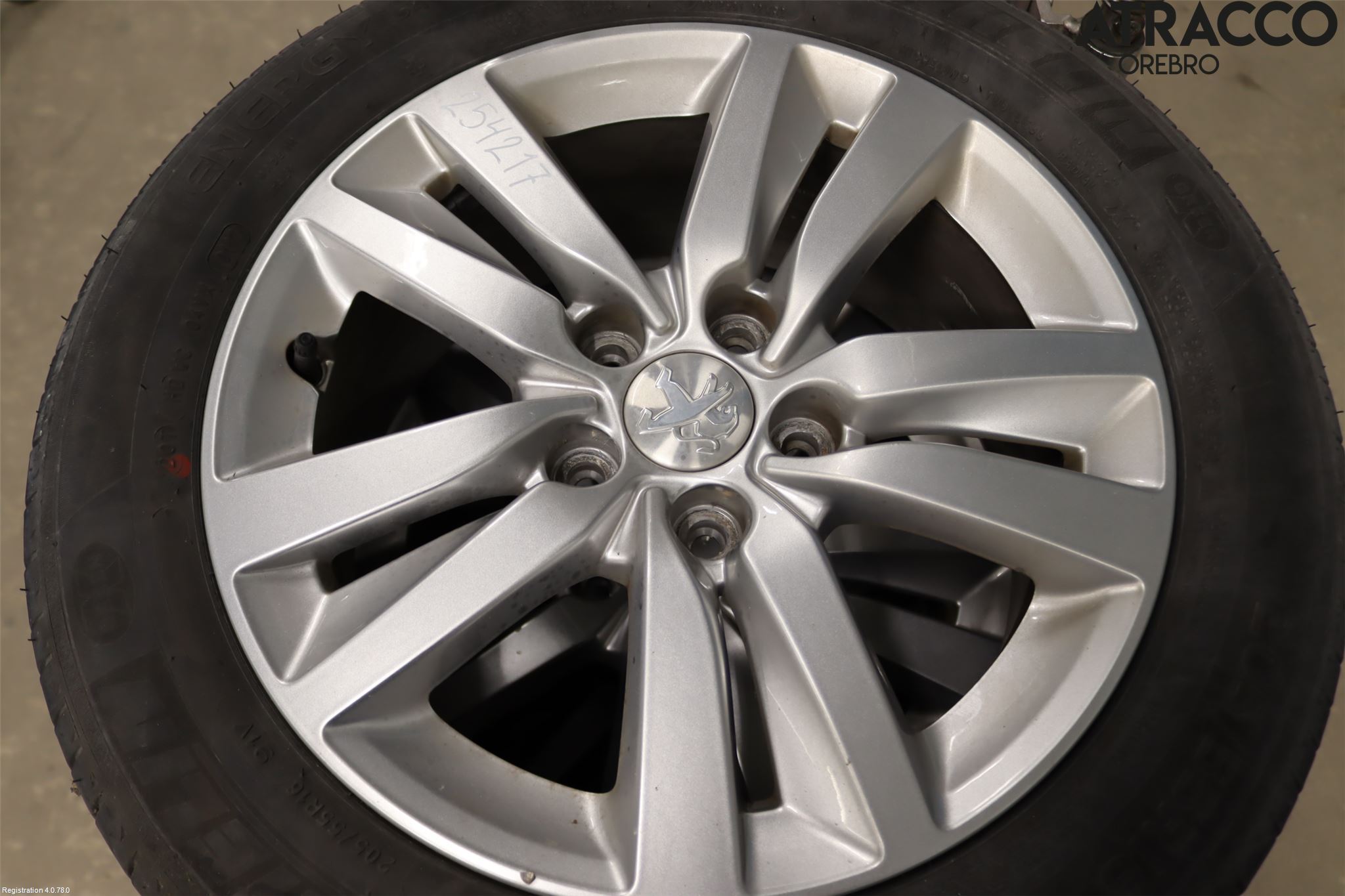 Peugeot 308 14-21 Sommardäck Alumfälg 4St