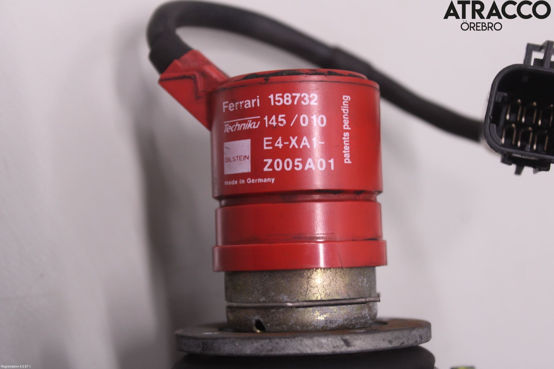 Ferrari ÖVRIGT Fjäderben Bak Höger