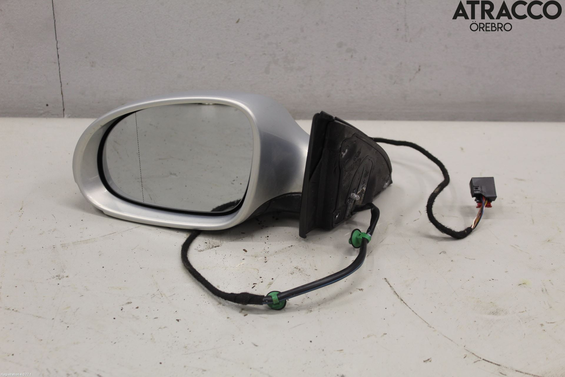 Volkswagen VW PASSAT 05-11 Spegel Yttre El Vä