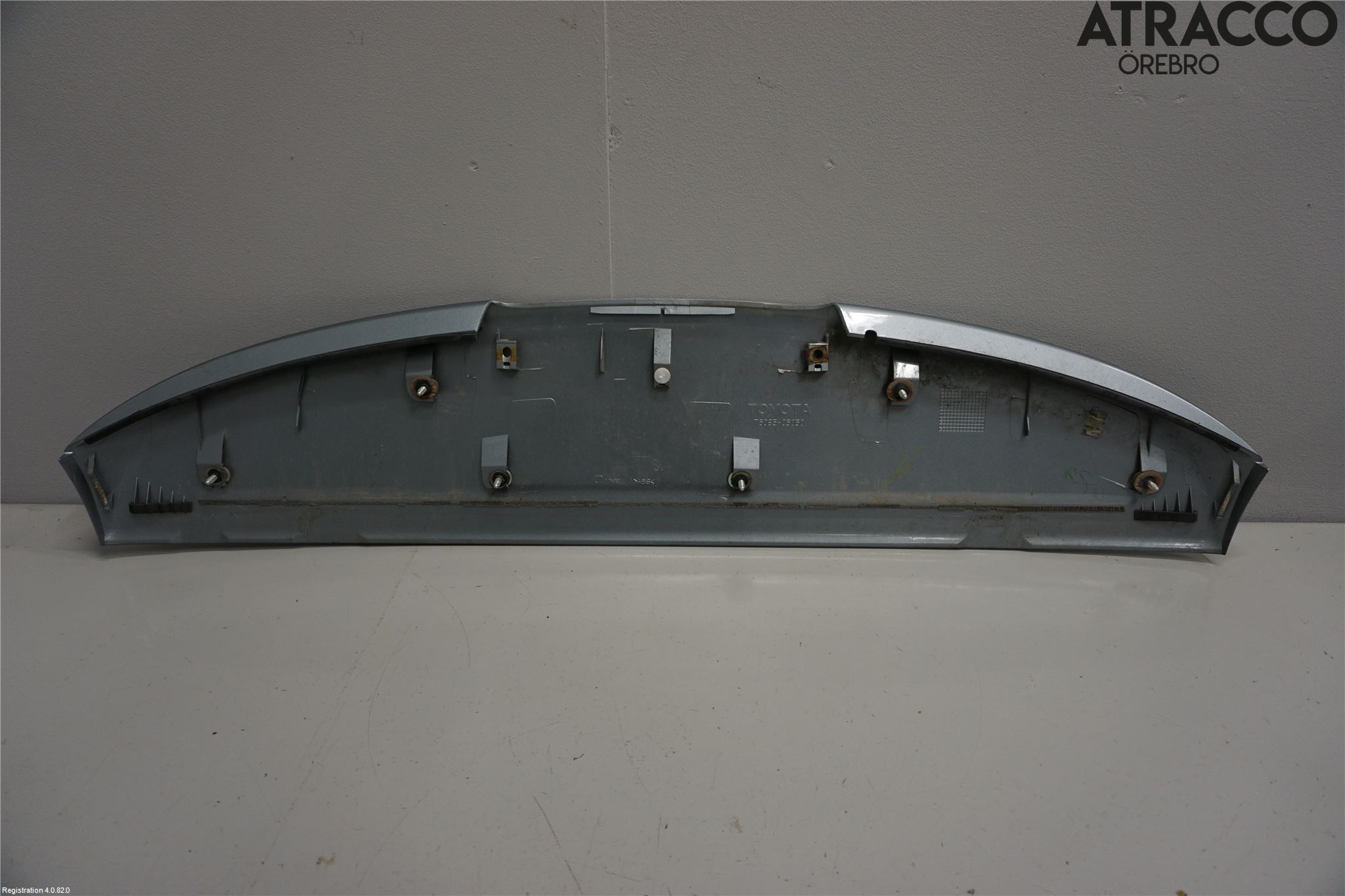 Toyota AVENSIS 07-08 Spoiler Baklucka