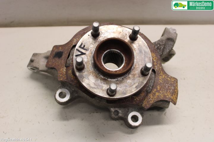 Nissan MURANO    02-08 Styrspindel Lagerhus Vä