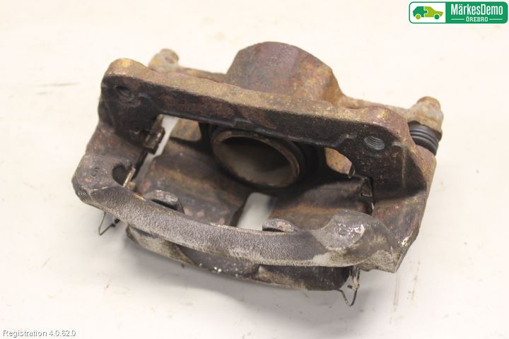 Suzuki VITARA 15- Bromsok Fram Höger