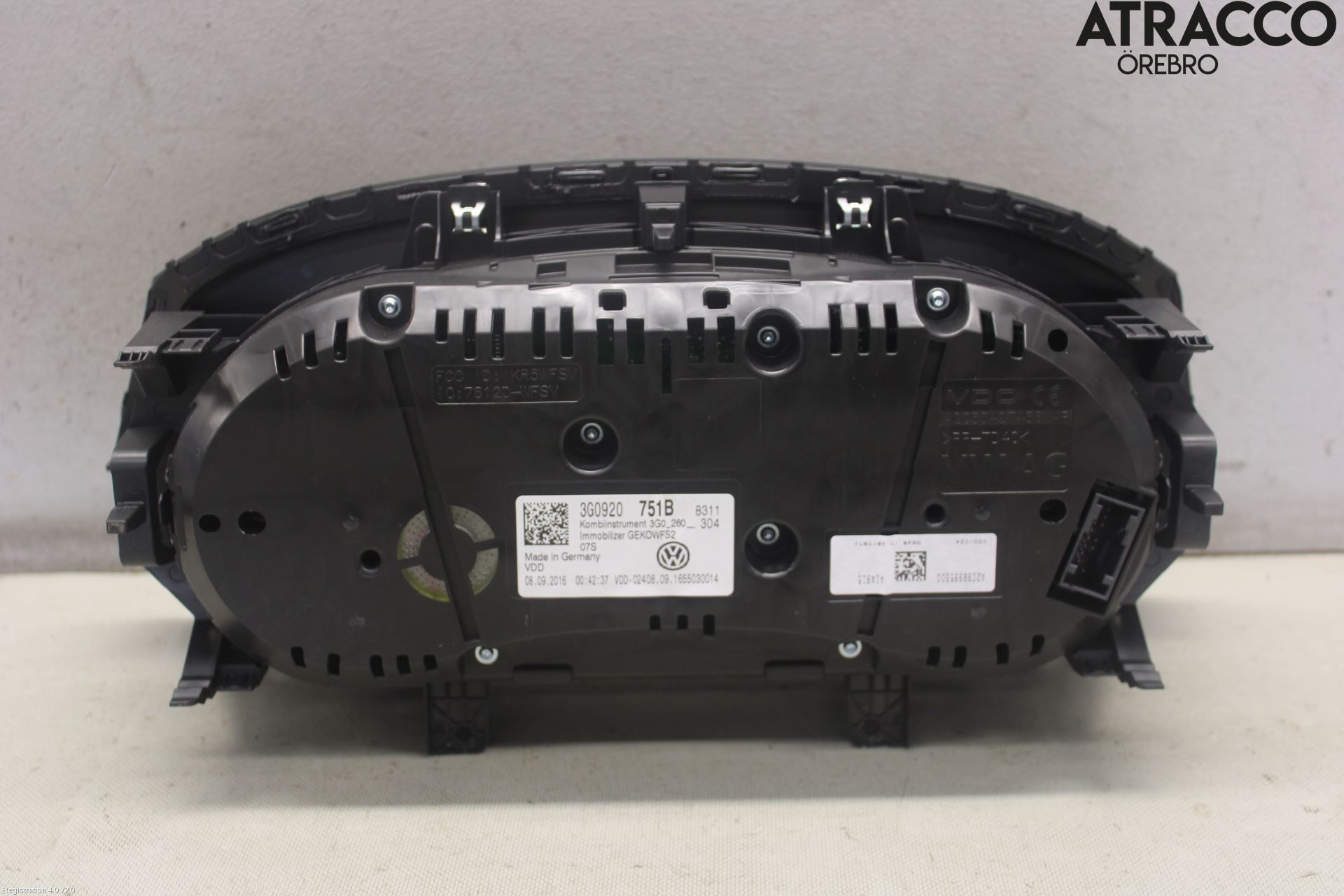 Volkswagen VW PASSAT 15-19 Instrument Komb