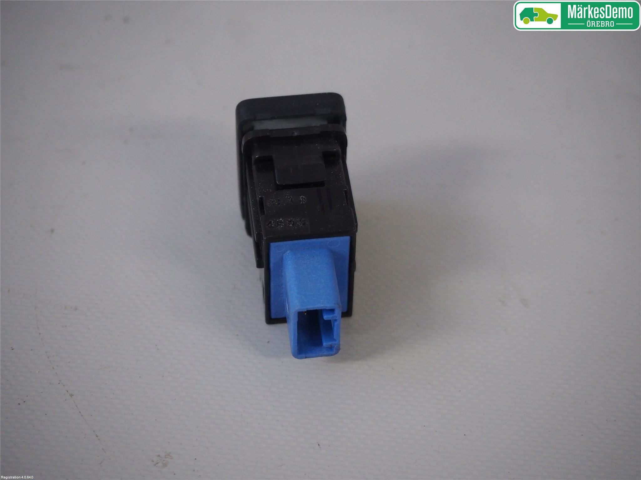 Mitsubishi OUTLANDER 13-21 Strömställare Antisladd