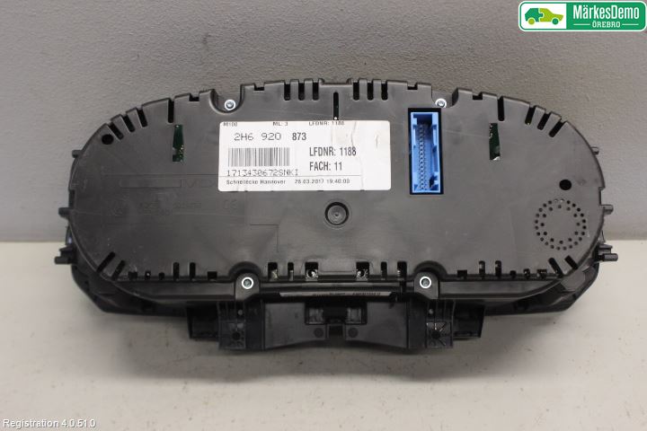 Volkswagen VW AMAROK 2H 10-22 Instrument Komb