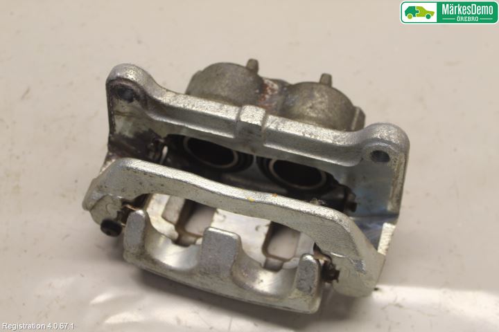 Mitsubishi OUTLANDER 13-21 Bromsok Fram Höger