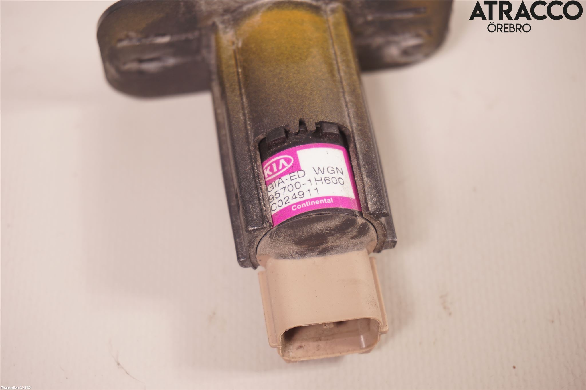 Kia CEED 06-12 Parkeringshjälp Backsensor