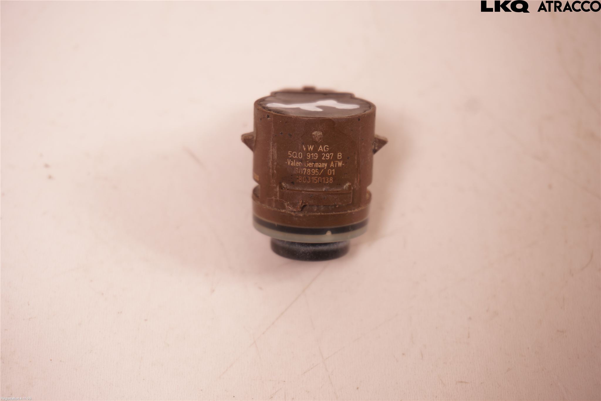 Volkswagen VW PASSAT 15-19 Parkeringshjälp Frontsensor
