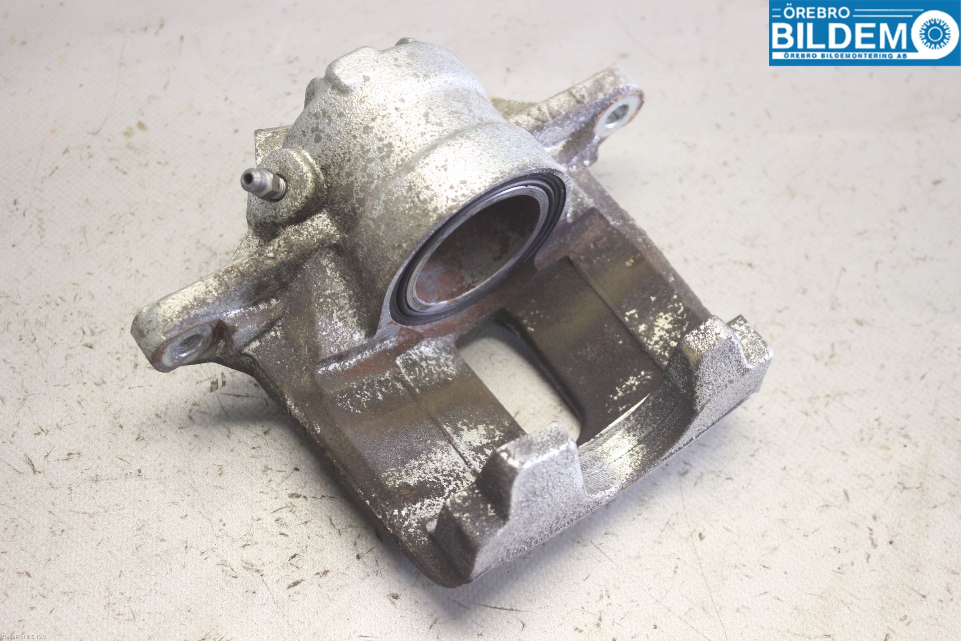 Peugeot 208 12-15 Bromsok Fram Vänster