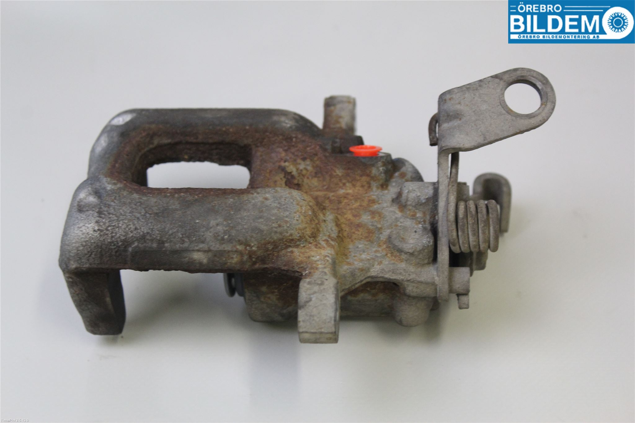 Volkswagen VW GOLF VI 09-13 Bromsok Bak Höger