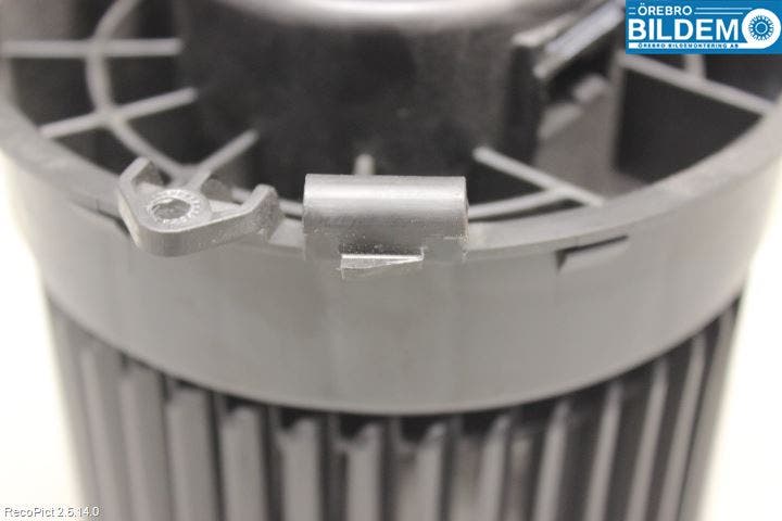 Nissan QASHQAI 14-17 Värmefläkt