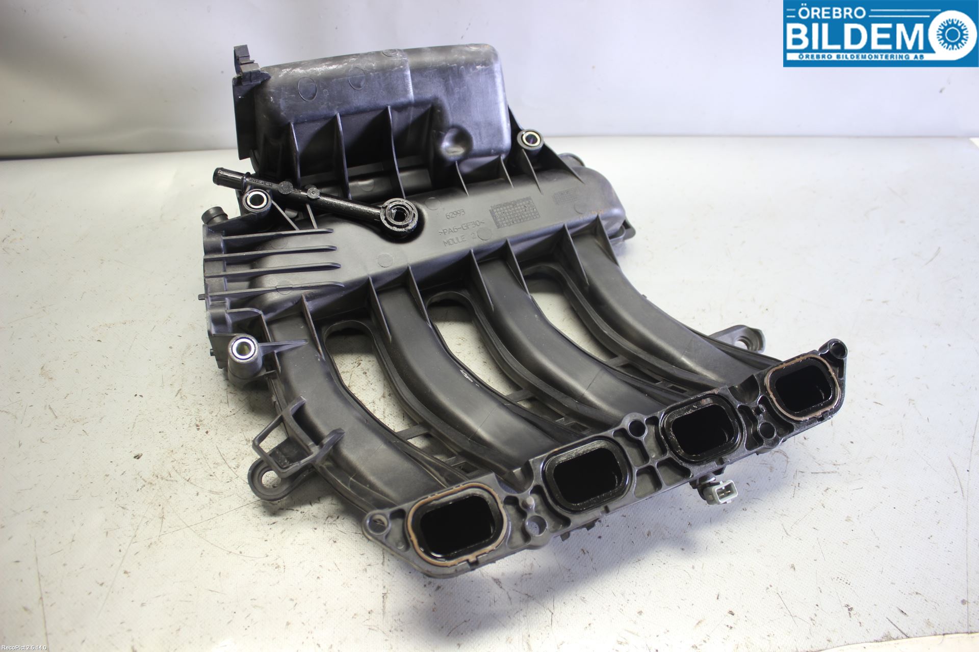 Renault MEGANE III 09-15 Grenrör Insug