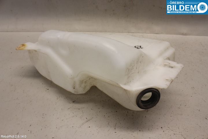 Nissan QASHQAI   07-10 Spolartank Vindruta-Strål