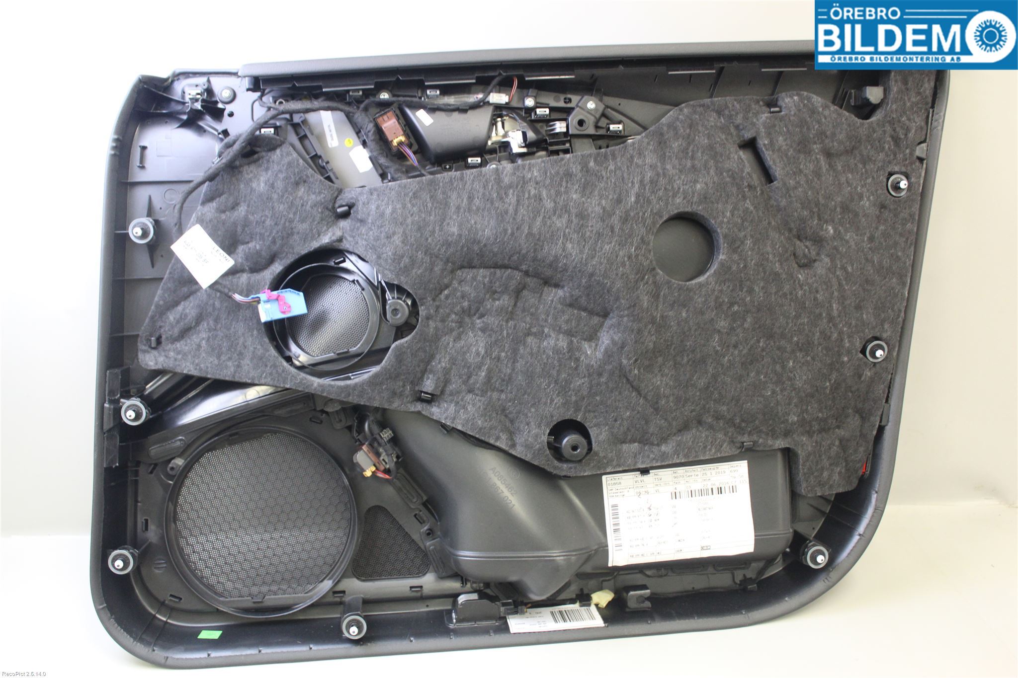 Audi A6 ALLROAD 12-18 Dörrklädsel Vä