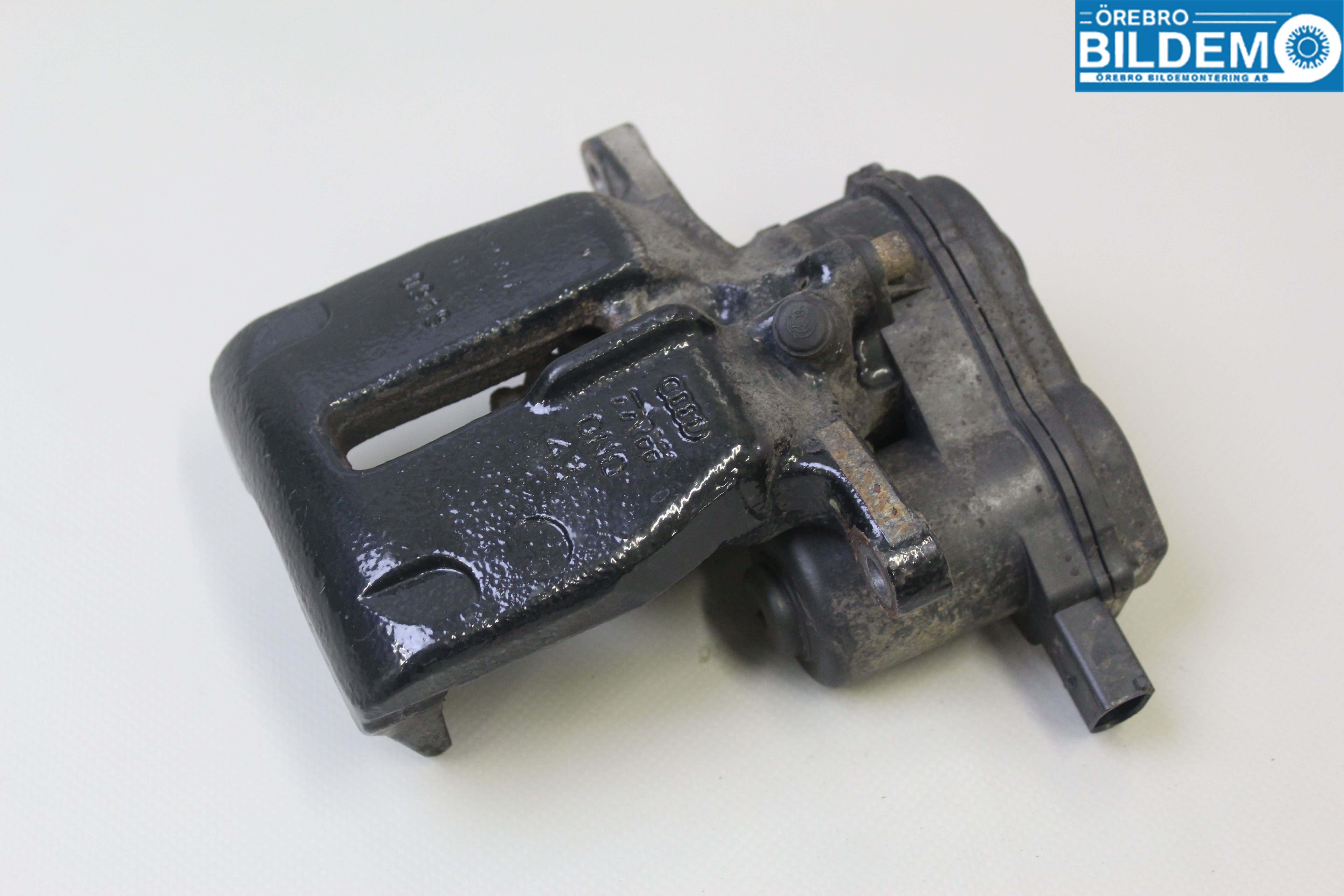 Audi A4/S4 08-11 Bromsok Bak Vänster