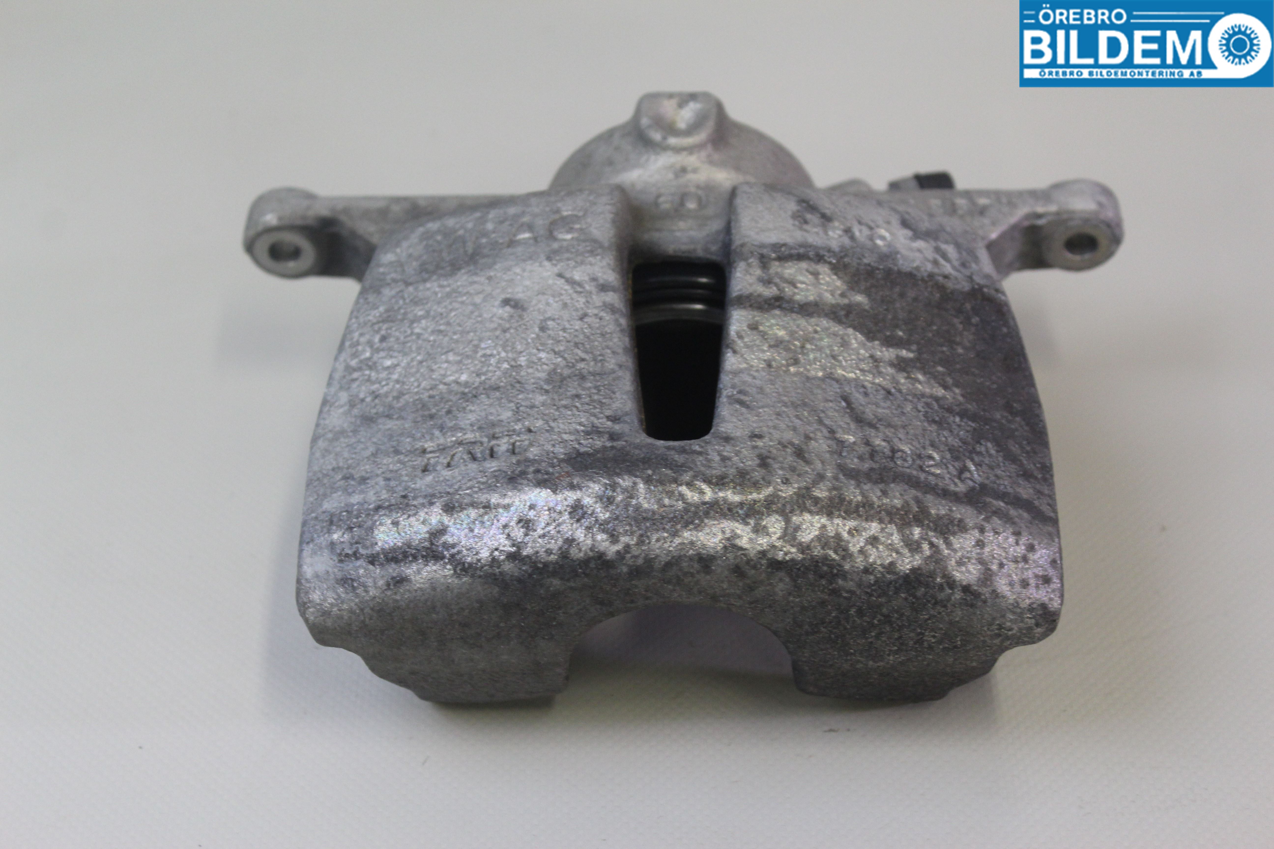 Skoda SUPERB 16-24 Bromsok Fram Vänster