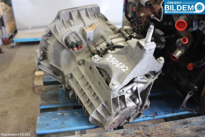 Ford TRANSIT CONNECT 03-08 Växellåda Man 5 Vxl