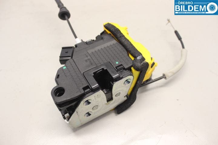 Kia CEED 12-18 Låskista-Dörrlås