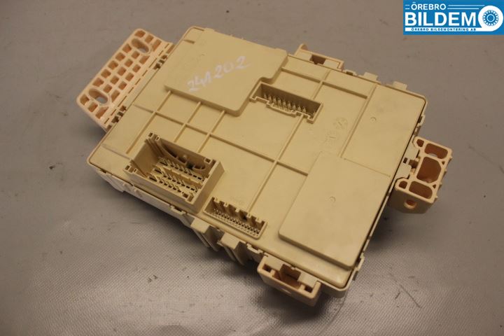 Kia CEED 12-18 Säkringsdosa-Elcentral