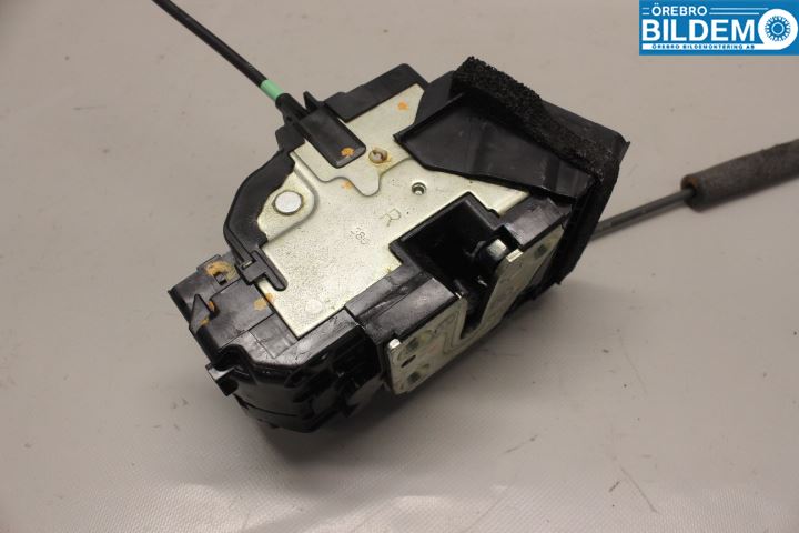 Nissan JUKE 14-19 Låskista-Dörrlås