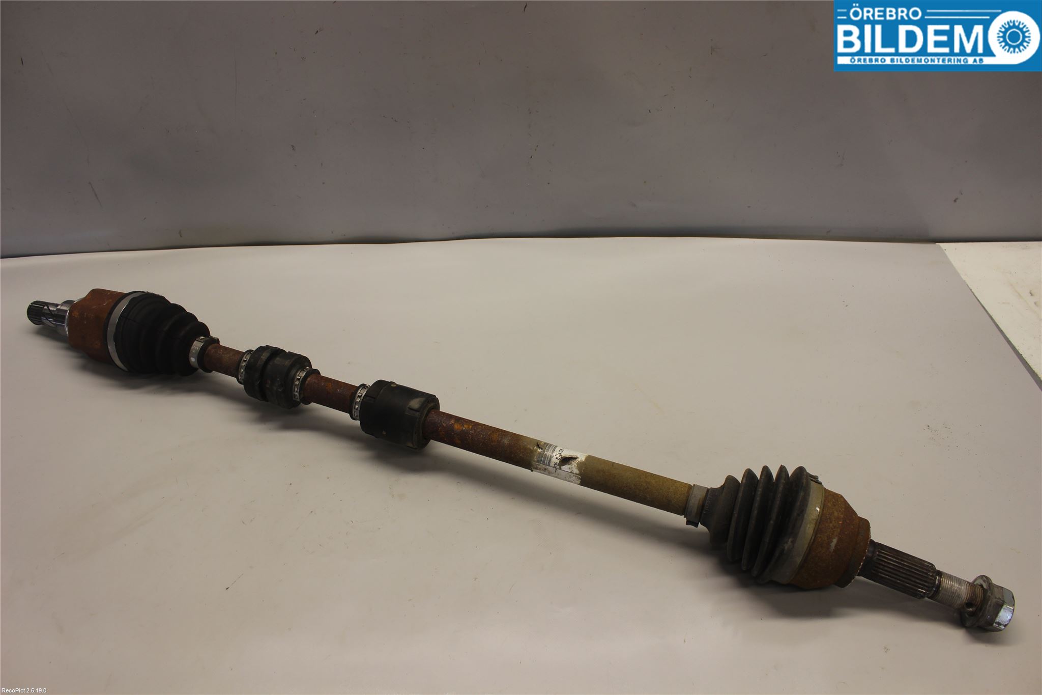 Nissan JUKE 14-19 Drivaxel Fram Höger