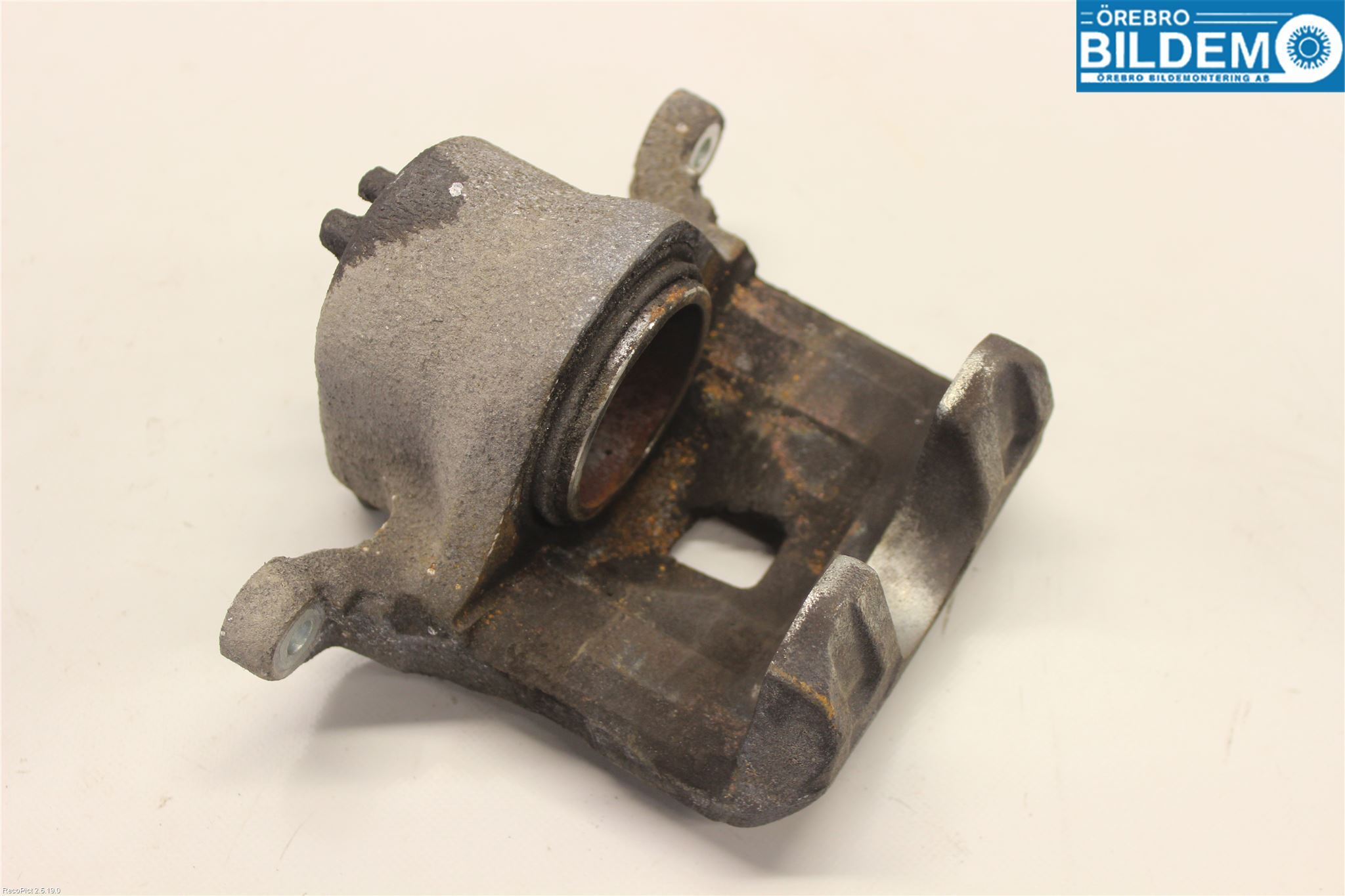 Nissan JUKE 14-19 Bromsok Fram Vänster