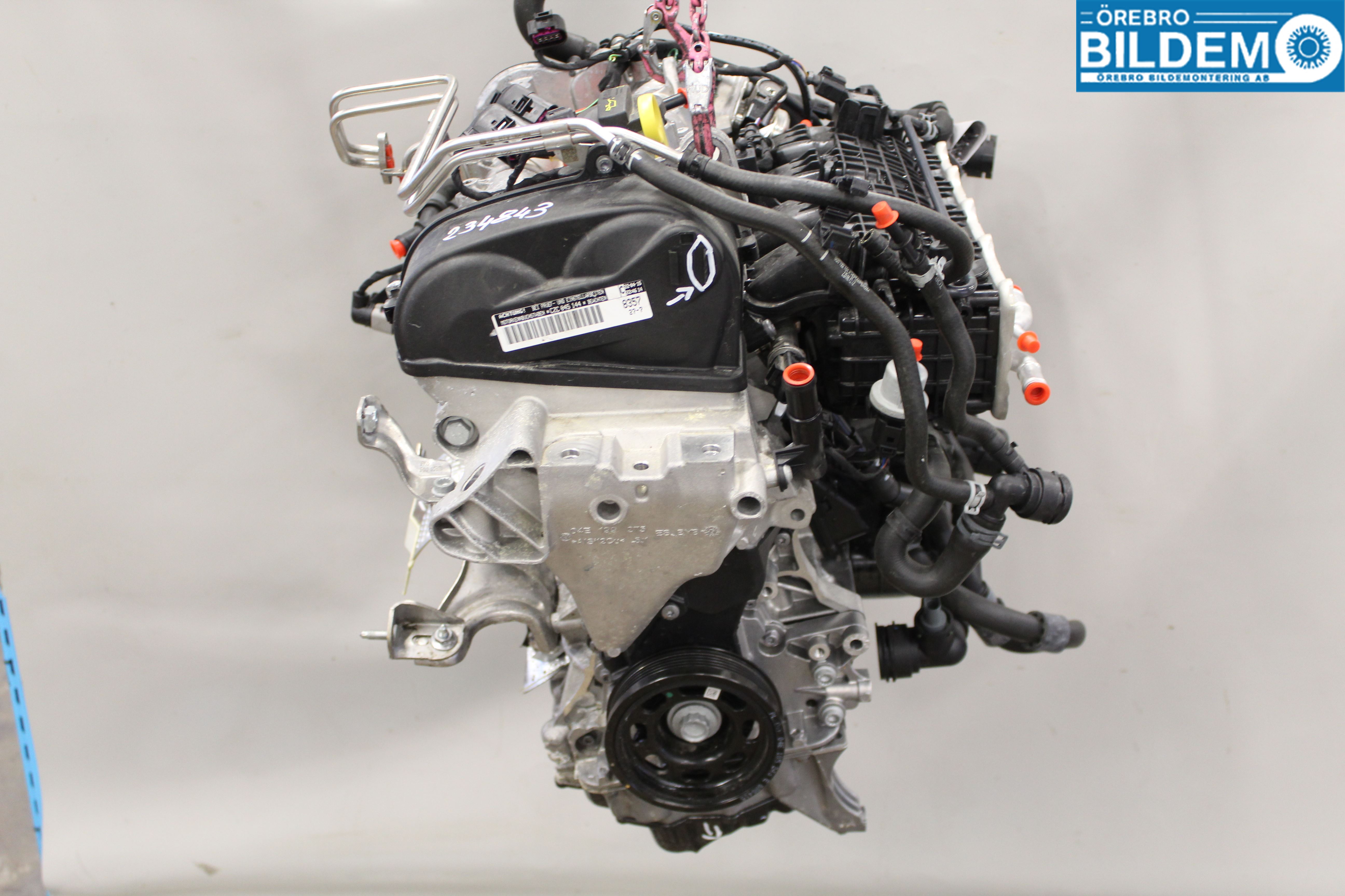 Volkswagen VW GOLF SPORTSVAN 15-20 Motor Bensin