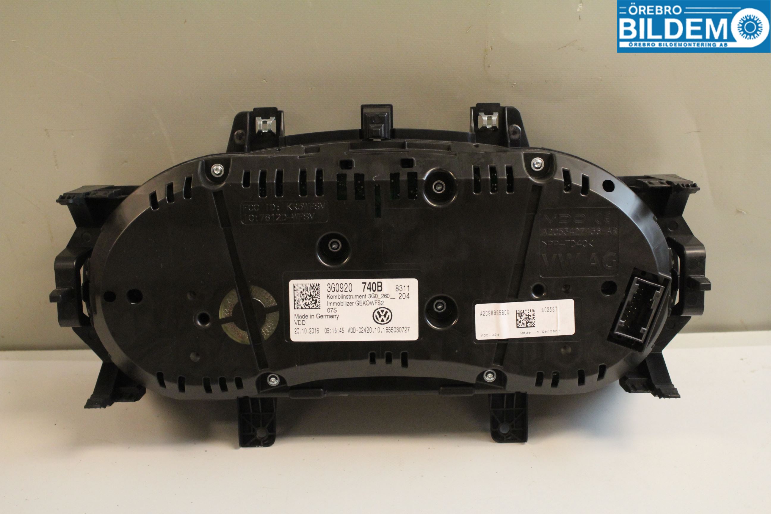 Volkswagen VW PASSAT 15-19 Instrument Komb