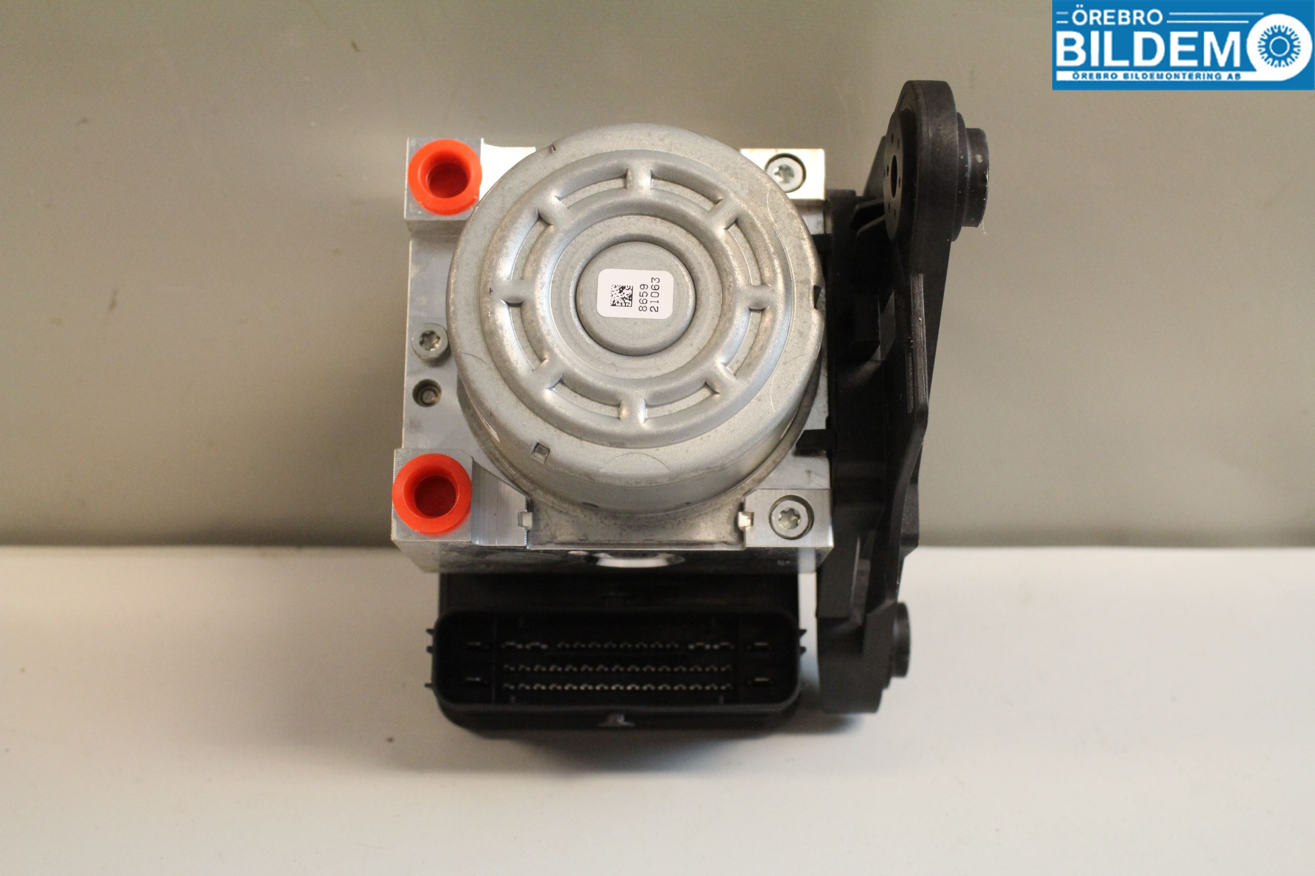 Volkswagen VW PASSAT 15-19 Abs Hydraulaggregat